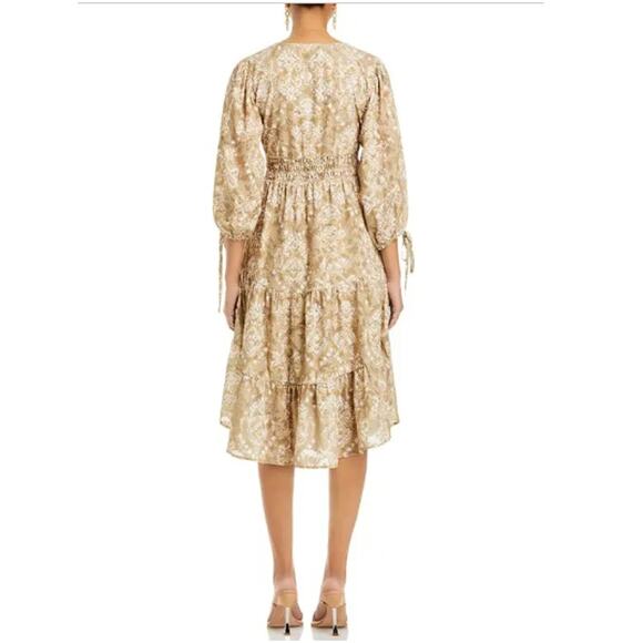 New CUPIO Bloomingdale's Women's Tan Orla V Neck Smocked Dress Size M - Picture 2 of 10